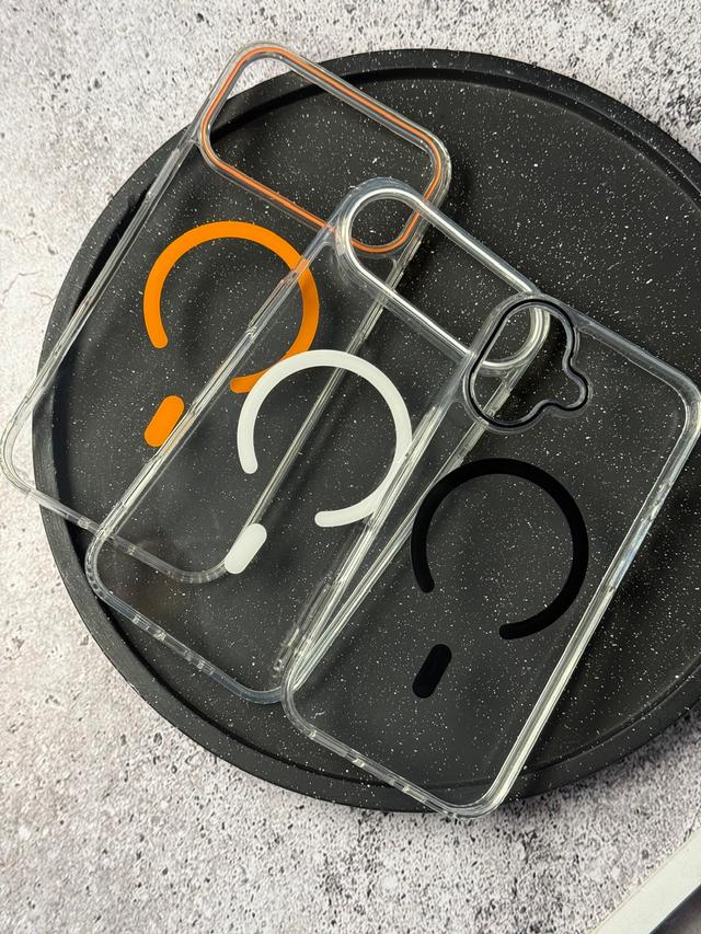 قاب شفاف با Magsafe سری 17 