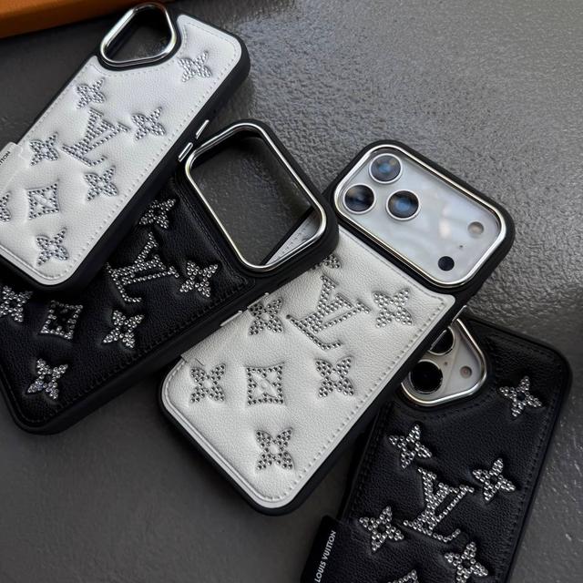white LV diyamond c4766