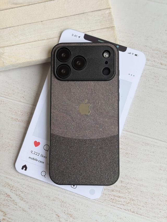 قاب Dark sand texture