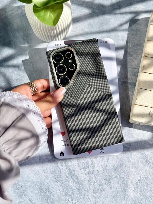 قاب Carbon PC Magnetic