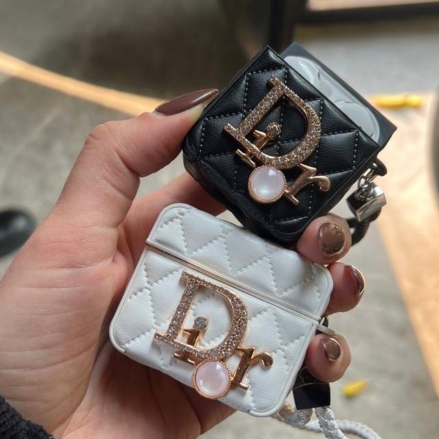 C4283 کاور ایرپاد DIOR