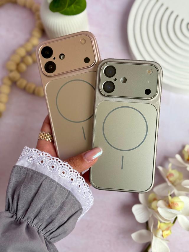 قاب AG GLASS ^ تیتانیوم و طلایی ^